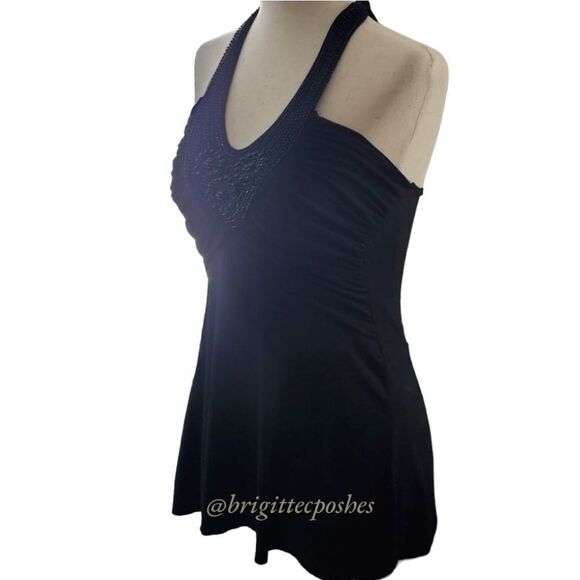 Black Beaded and Ruched Halter Top Size OS - Picture 4 of 8
